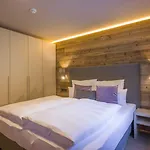 بوستريسيدينز