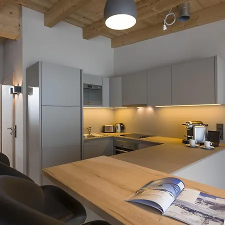 Apart Otel Postresidenz 4*