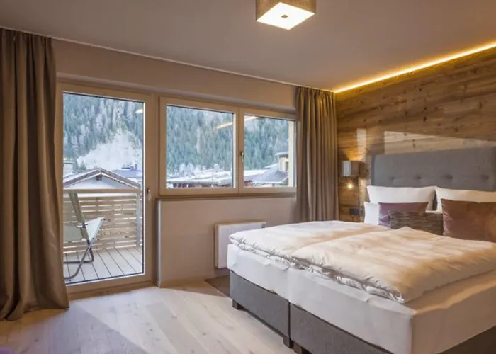 Aparthotel Postresidenz 4*