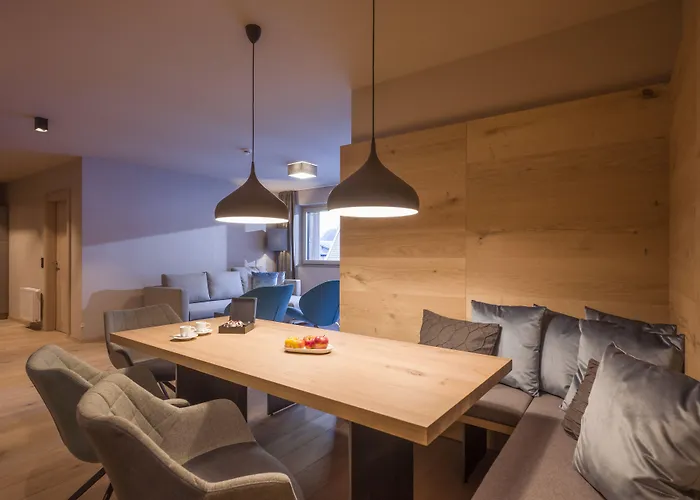 Postresidenz מלון דירות מאיירהופן