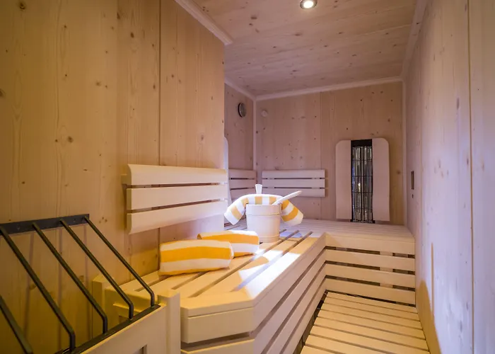 Aparthotel Postresidenz 4*