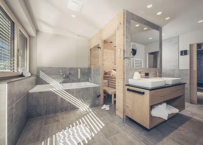 מלון דירות Postresidenz 4*