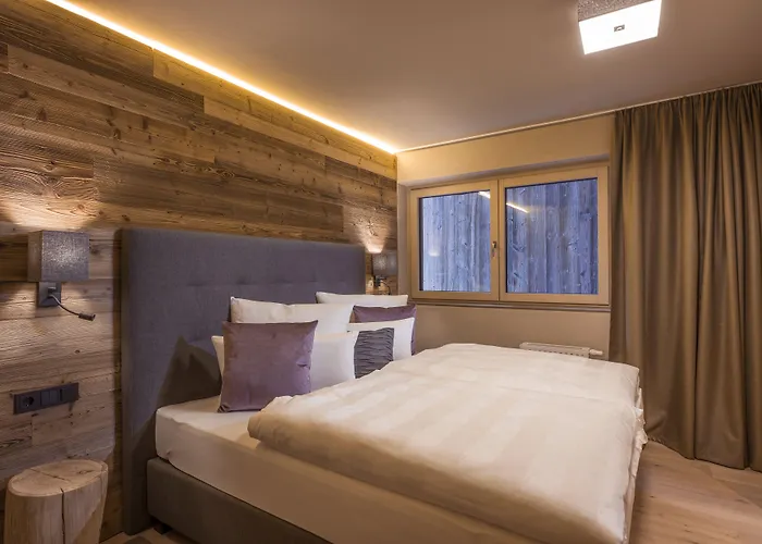 Aparthotel Postresidenz 4*