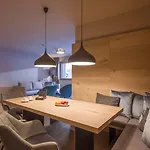 Postresidenz アパートホテル マイヤーホーフェン