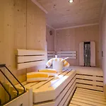 アパートホテル Postresidenz 4*