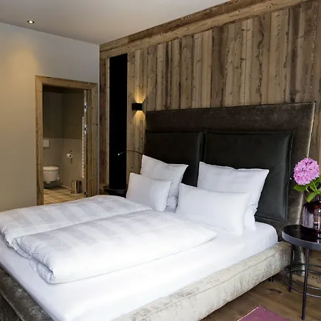 Postresidenz 4*